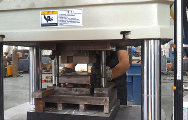 150噸(dun)錨杆托盤四柱液(yè)壓機視頻