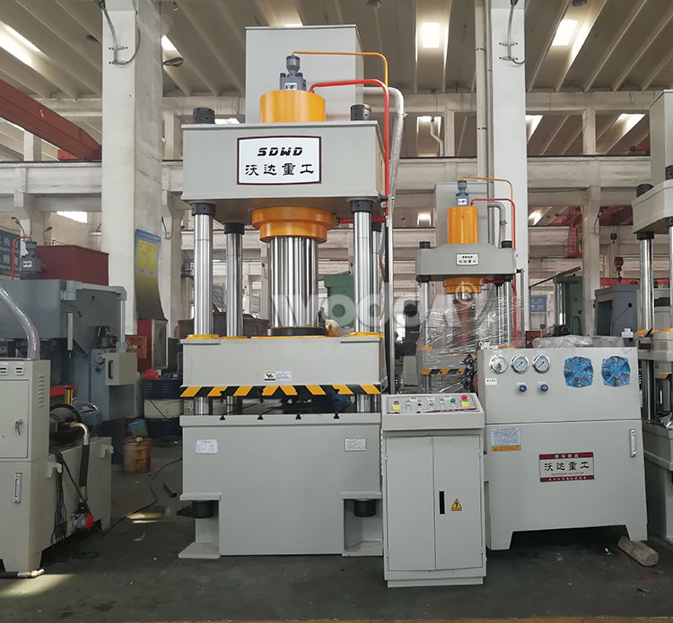 315噸三梁四柱液壓機 315噸三梁四柱液壓機