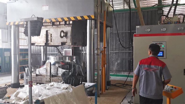 2000噸smc玻璃鋼風機液壓機價格