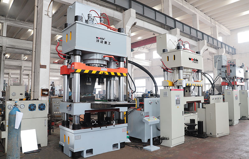 630噸牛羊舔磚液壓(yā)機鹽磚機視頻