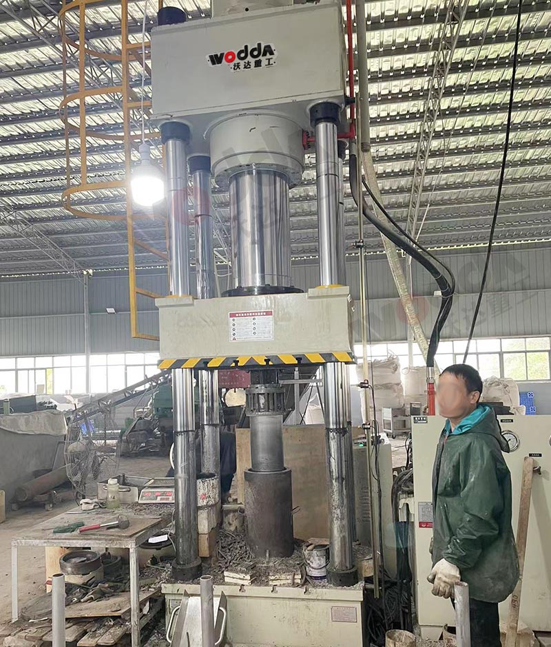 坩埚液壓機廠家哪家好 坩埚液壓機廠家哪家好