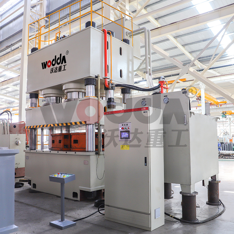 2000噸液壓機 2000噸液壓機