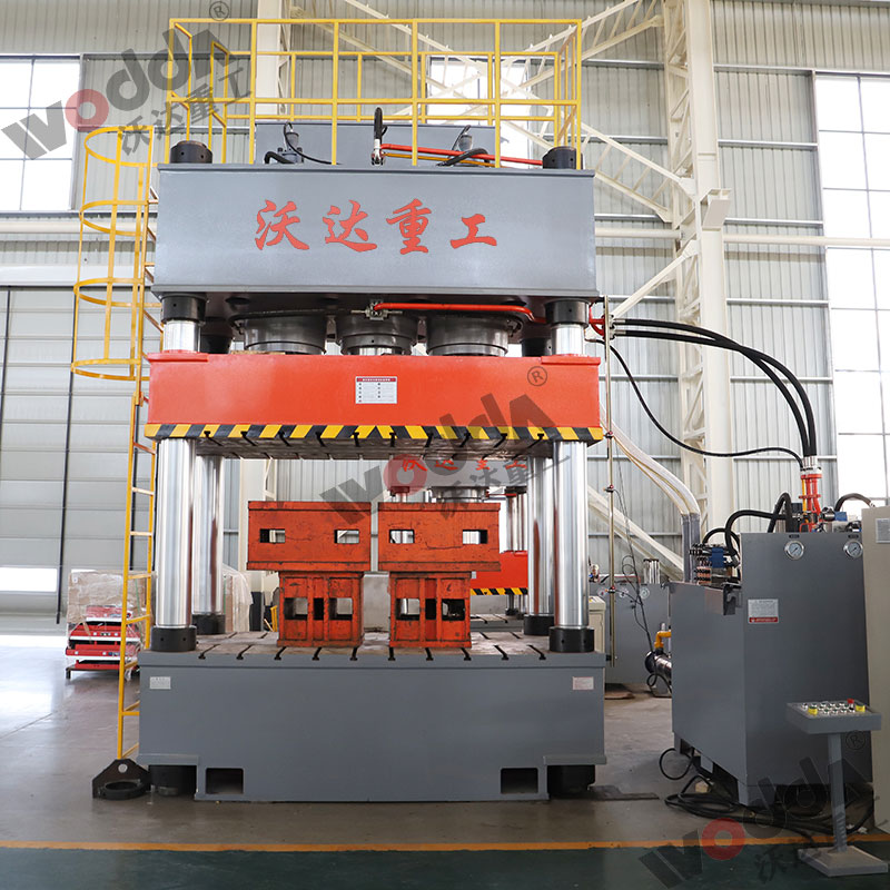 1000噸複合材料四柱液壓機 1000噸複合材料四柱液壓機