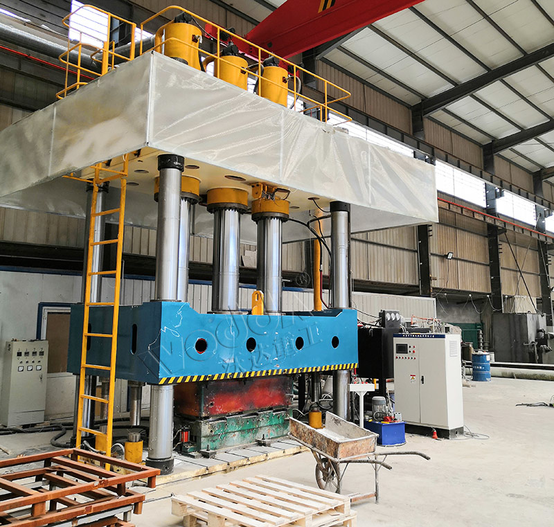 2000噸四柱複合材料模壓機