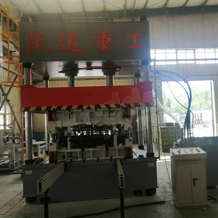 200噸汽車内飾件(内襯門闆)液壓機 200噸汽車内飾件(内襯門闆)液壓機