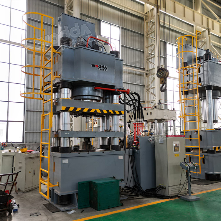 800噸全自動粉末成型液壓機 800噸全自動粉末成型液壓機