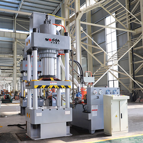 315噸四柱液壓機(ji)台面800x800mm